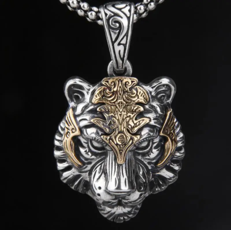 High Quality Fashion Creative Metal Head Pendants/Necklace