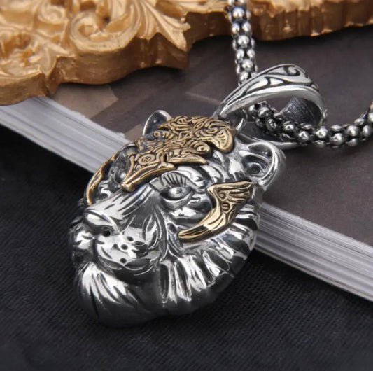 High Quality Fashion Creative Metal Head Pendants/Necklace