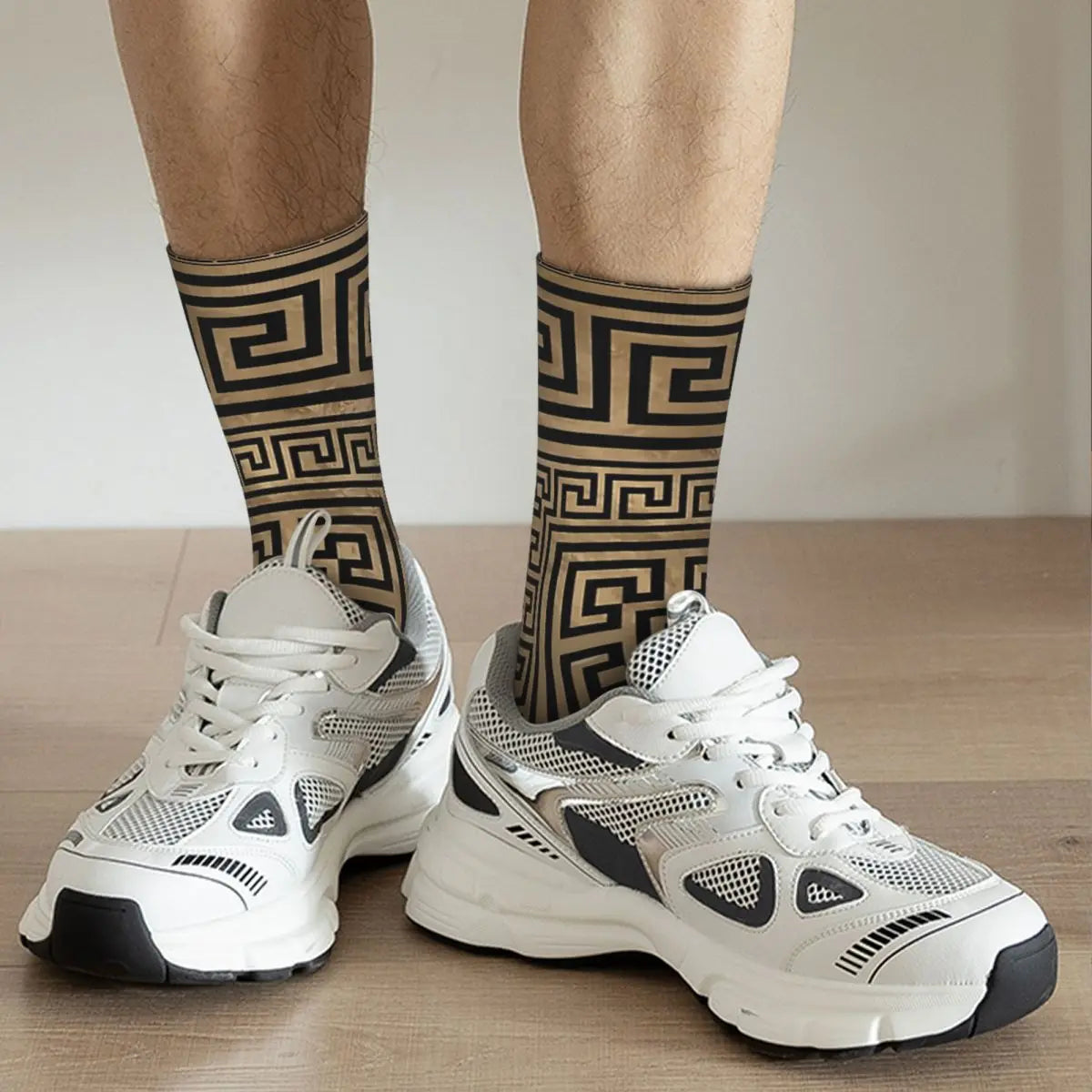 Men Black And Gold Vintage Greek Meander Seamless Pattern Printed Crew Sock